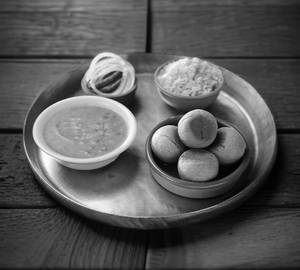 Dal Bati Churma [6Pcs]