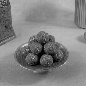 Thinai Arisi Laddu - 200gm + 50gm FREE
