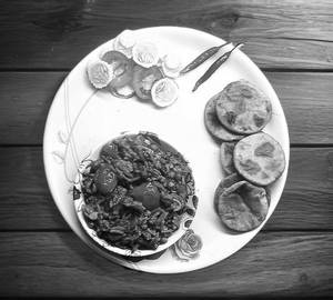 Save Tamatar Sabji + 6 Kachodi And Salad (Very Tasty Dish )