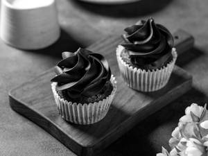 Chocolate Truffle Cup Cake - Set of 2