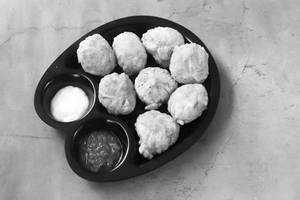 Veg Crunchy Momos [10 pieces]