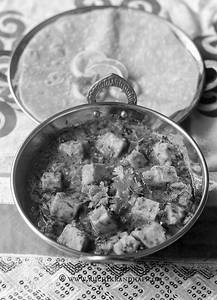 Matar Paneer 4pc