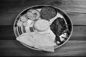 Pomfret Thali