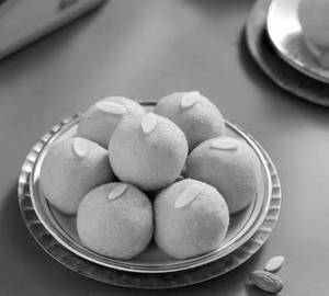 Besan Laddu