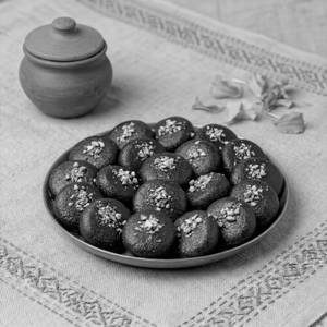 Makkan Peda - 200gm + 50gm FREE