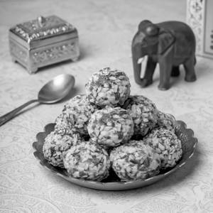 Rose Almond Laddu - 200gm + 50gm FREE