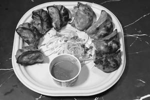 Paneer Crunchy Momos [10 pieces]