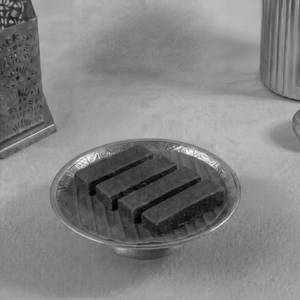 Beetroot Vellam Mysore Pak - 200gm + 50gm FREE