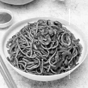 Mushroom Schezwan Noodles