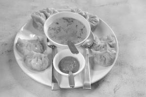 Paneer Cheese Momos [10 pieces]