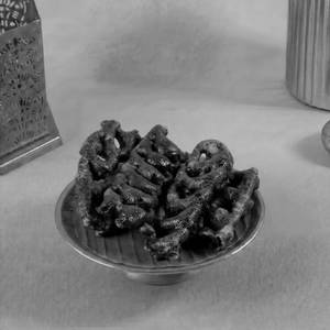 Udankudi Karupatti Mittai - 200gm + 50gm FREE
