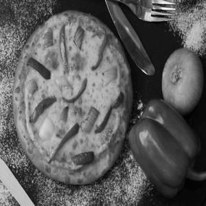 Onions & Capsicum Pizza.
