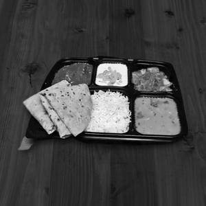 Aloo Gobhi Thali