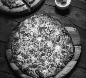 Zesty achari pizza