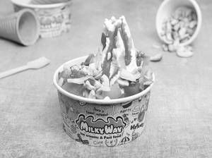 Fruit And Nut Sundae