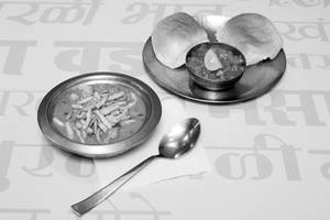 SPL Jain Misal + 2 Pav