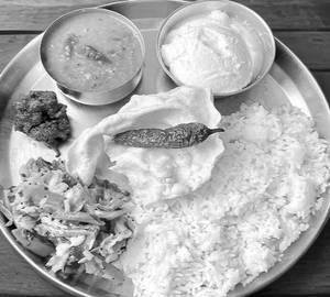 White Rice Any (2) Veg Curry's
