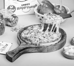 Veggie delight pizza