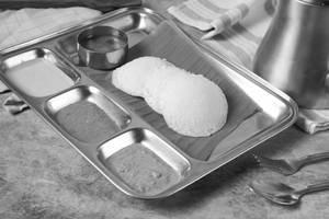 Steam Cake (idli) With Chutney And Sambar