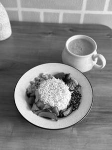 Mysa's Red Thai Curry Bowl