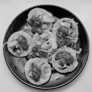 Crunchy schezwan aalupuri