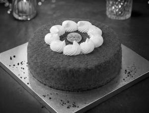Red Velvet Cream Cake