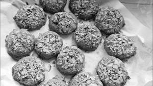 Bajra Pista Cookies