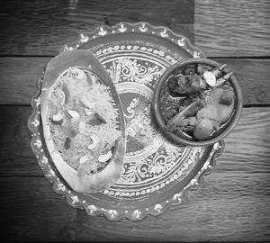 Basanti Pulao With Chicken Kosha(2Ps)
