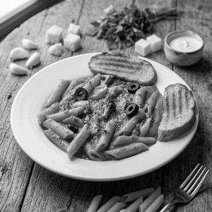 Veg Arrabbiata (red Sauce) Pasta