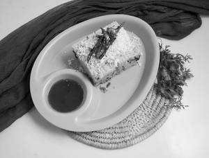 Khaman Dhokla (2 Pcs)plate