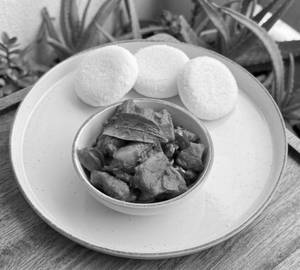 Idli with pork bafat