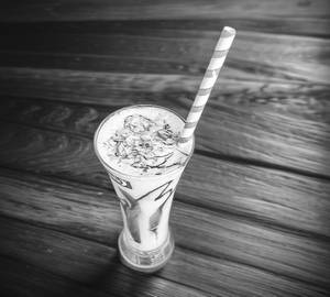 Dry Fruit Nuts Premium Milkshake