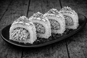 Enoki And Truffle Sushi