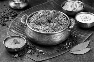 Shahi Chicken Dum Biryani