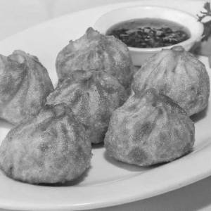 Veg Fried Momo (6 Pcss)