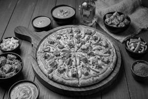 Makhani Paneer Pizza