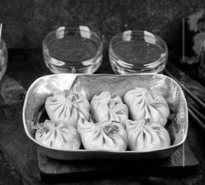 Cheese paneer momos