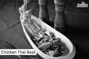 Thai Basil Chicken (1 Kg)