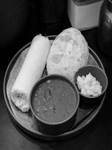 Puttu & Kadala Curry Combo