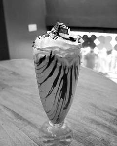 Kitkat Milkshake