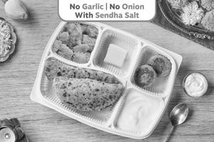 Sabudana Paratha Deluxe Navratri Thali