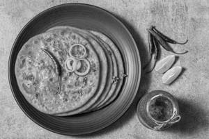 Aloo Pyaz Paratha