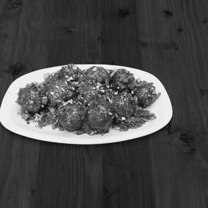 Veg Manchurian(Dry)8Pc