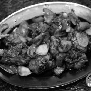 Chilli Paneer Dry [6Pcs]