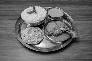 Chicken Kosha Mini Thali [2 Pcs]