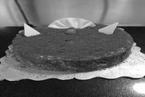 Eggless Red Velvet Cake (450 Grams)