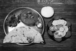 Deshi Chicken Thali