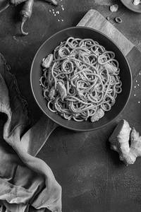 Chicken Chilli Garlic Noodles (medium)