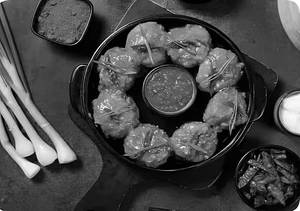 Paneer Gravy Momos