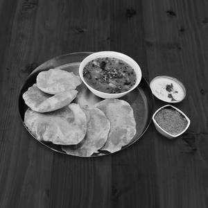 Poori with Aloo ki Sabazi
